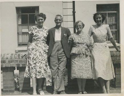 Photos/Joan Stringer 3.jpg